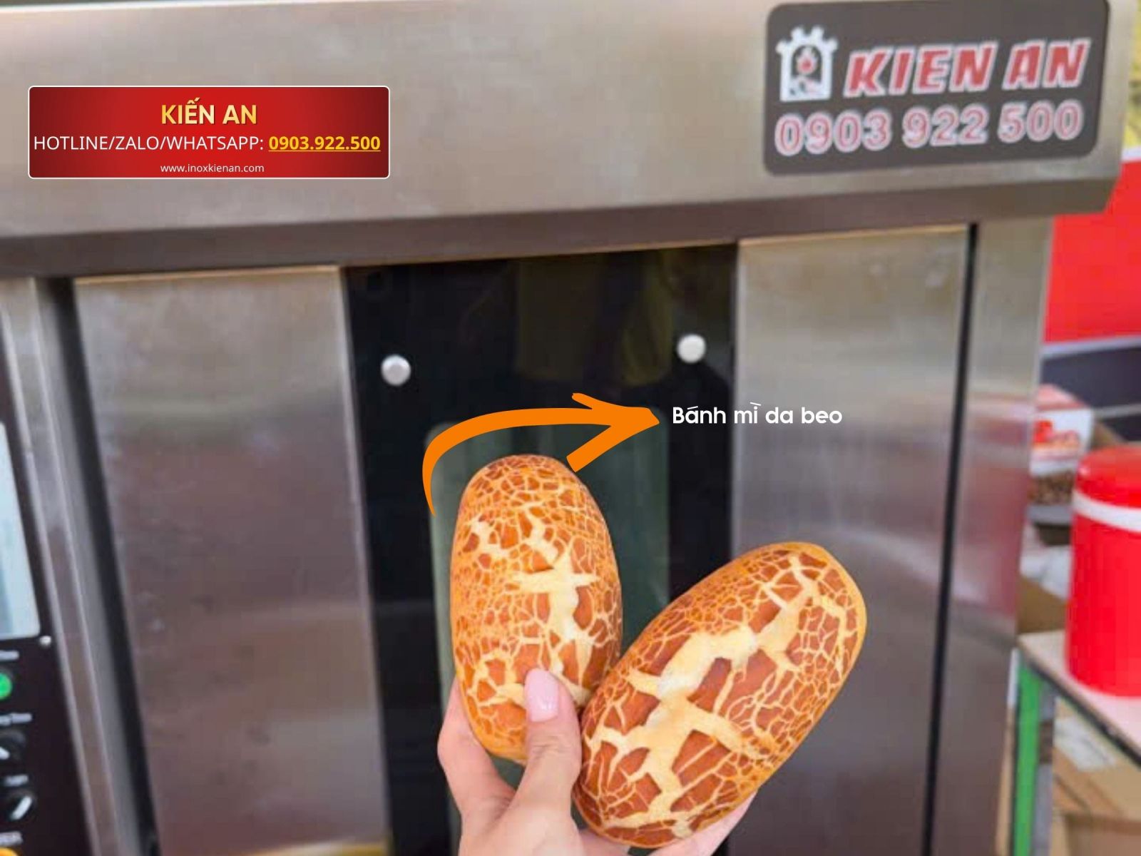 Lò bánh mì Kiến An tại lễ hội bánh mì Việt Nam